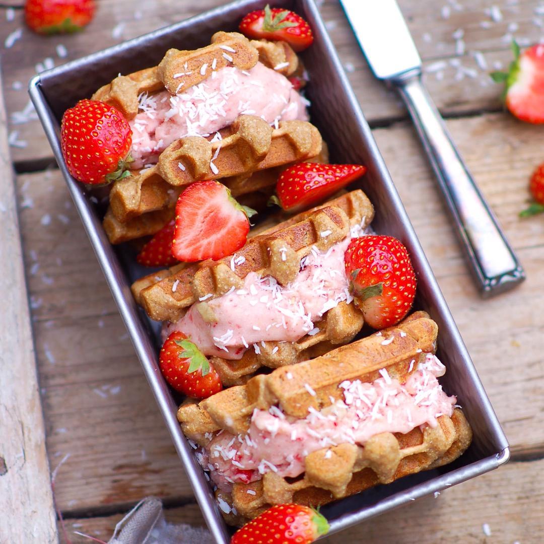 Mini Waffle Sandwiches with Strawberries