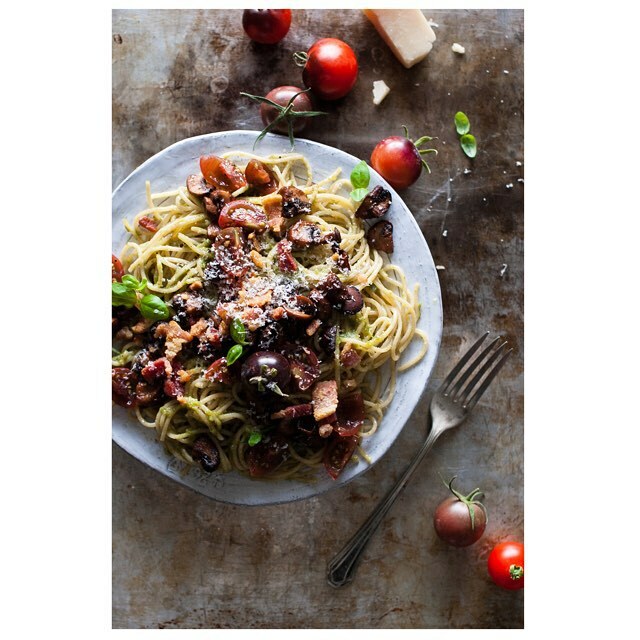 Salted Pork Mushroom Pesto Pasta With Balsamic Tomatoes Recipe By Kayley Mccabe The Feedfeed