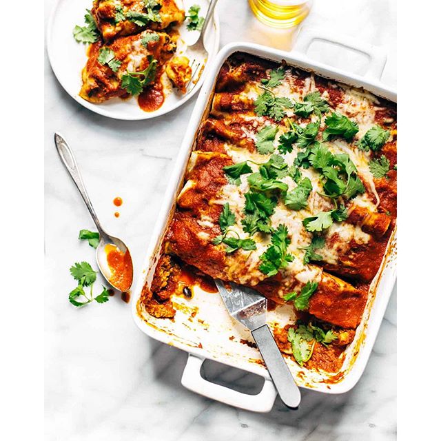Chicken Quinoa Enchilada Casserole With Jalapenos And Black Bean Recipe The Feedfeed