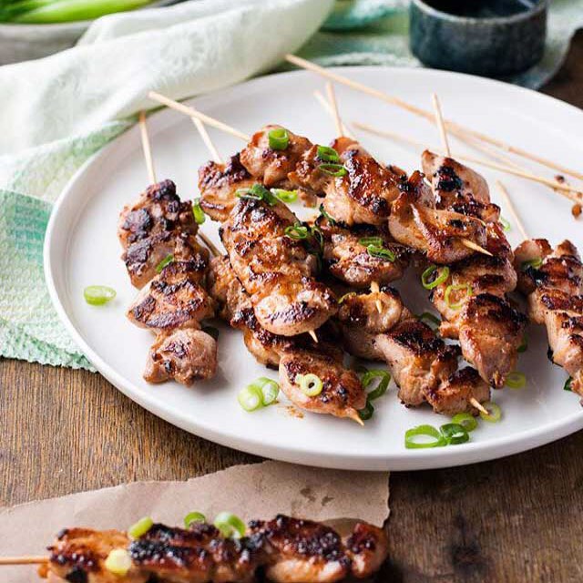 Chinese Chicken Skewers In Oyster & Soy Sauce With Sriracha Recipe ...