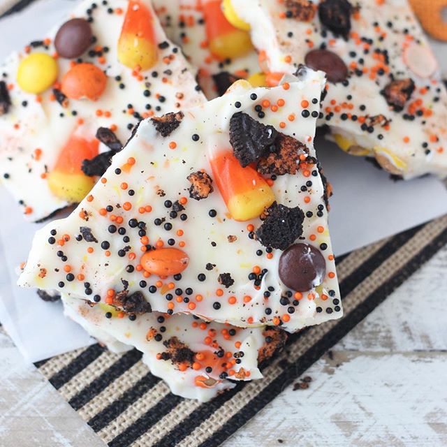 Milk Chocolate Candy Corn Bark, 4pc