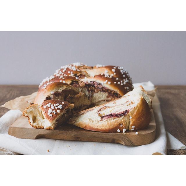 Challah With Swirls Of Blackberry Jam And Cashew Butter, Topped With ...