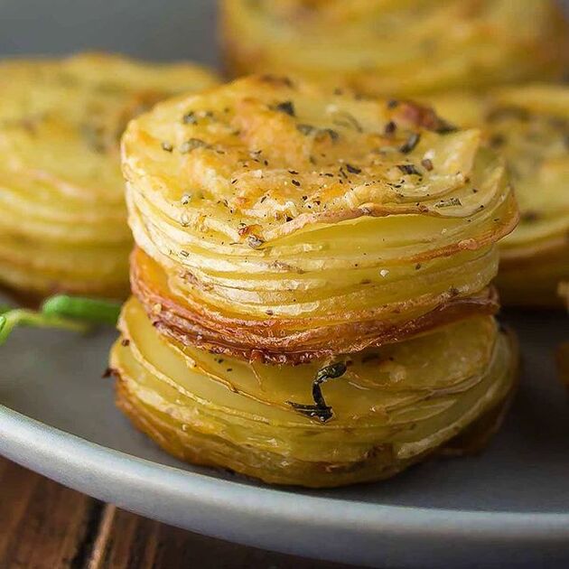 Stacked Rosemary And Parmesan Potato Coins