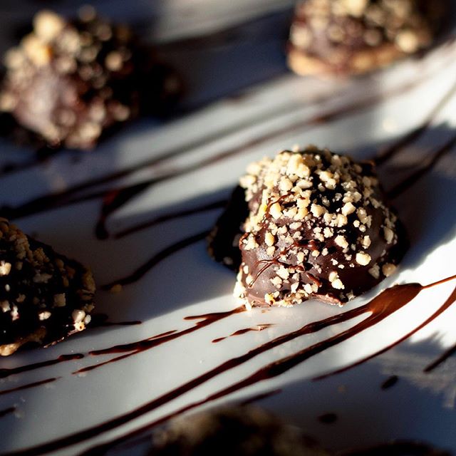 Dark Chocolate Truffle шоколад