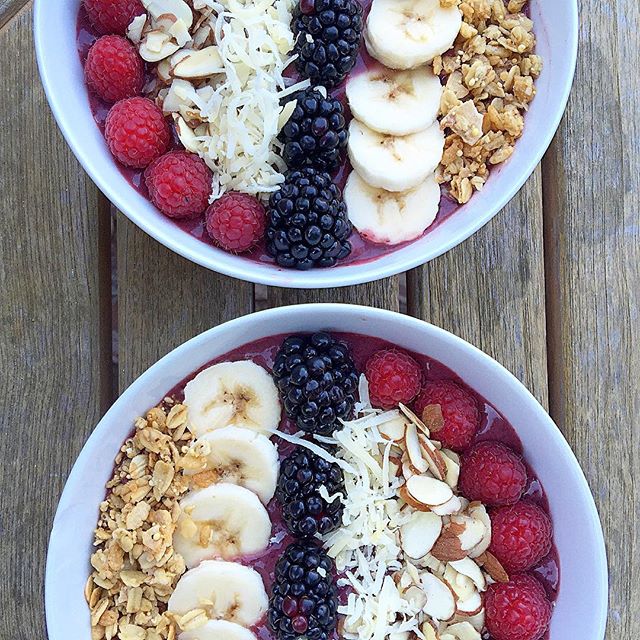 pink Regularly Established theory Acai Breakfast Bowl by bakebroilandblog | Quick & Easy Recipe | The Feedfeed