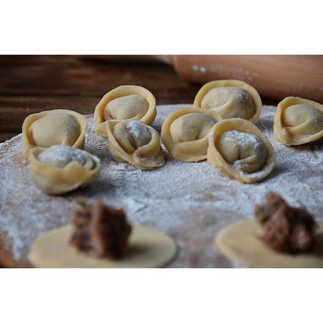 Veal Ravioli With Pasta And Caramelised Onions by samsfoodiegoods