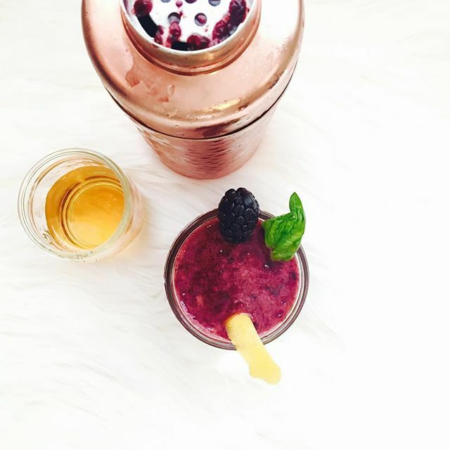 Blackberry Basil Bourbon Lemonade