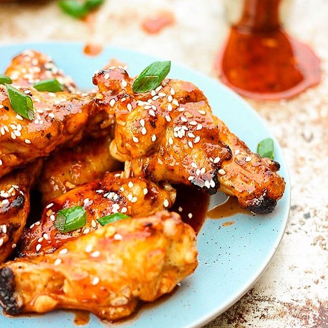 Sweet And Spicy Sriracha Gilled Chicken Wings by blessherheartyall ...