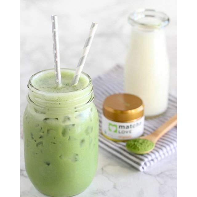 Easy Matcha Latte - Oh, How Civilized