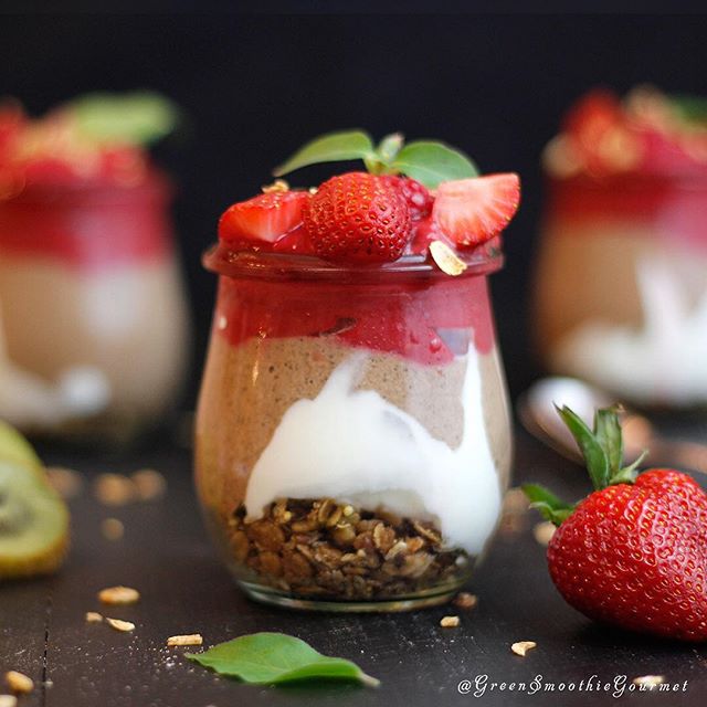 Chocolate Chia Chai Berry Parfait by greensmoothiegourmet | Quick ...