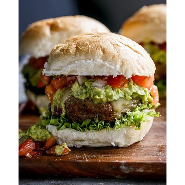 Get Pico De Gallo Burger Pictures