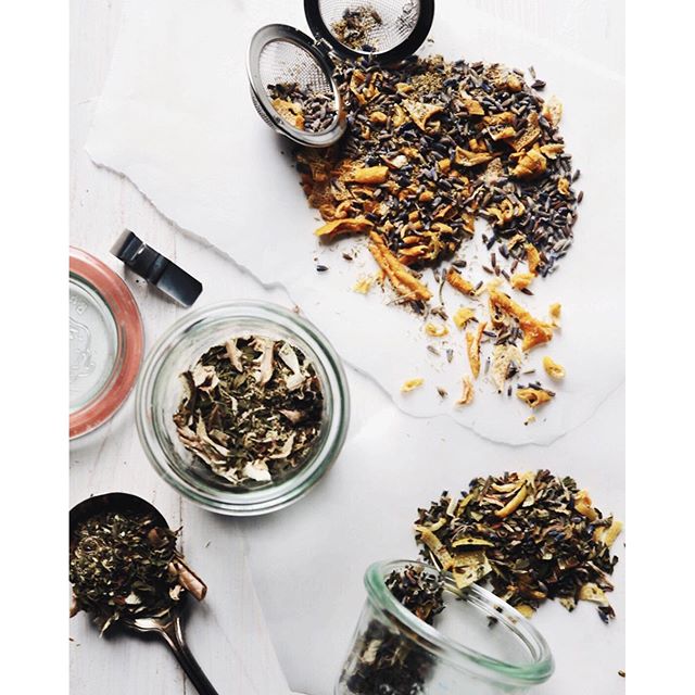 Homemade Tea Blends 5 Ways Lavender Camomile, Lemon, Ginger And