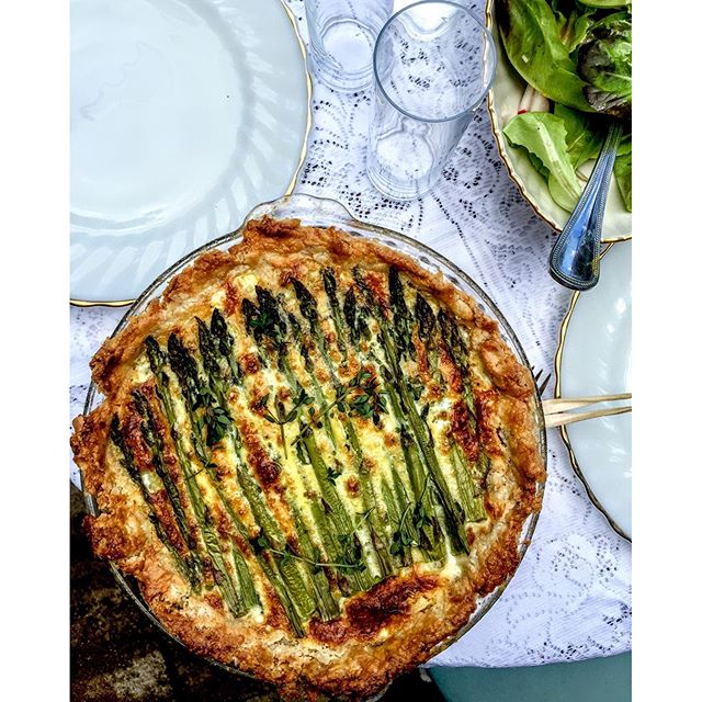 Asparagus, Leek And Gruyere Quiche Recipe | The Feedfeed