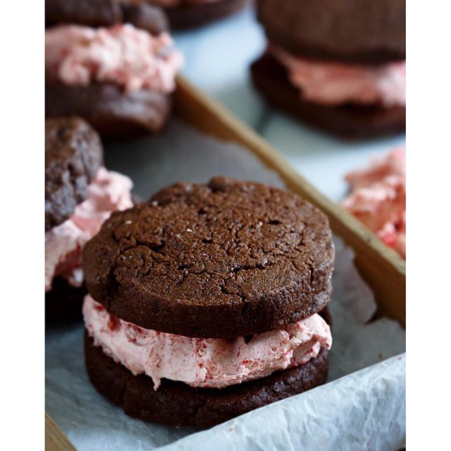 Strawberry Marshmallow Brownie Sandwich by runningtothekitchen Quick & Easy Recipe The Feedfeed