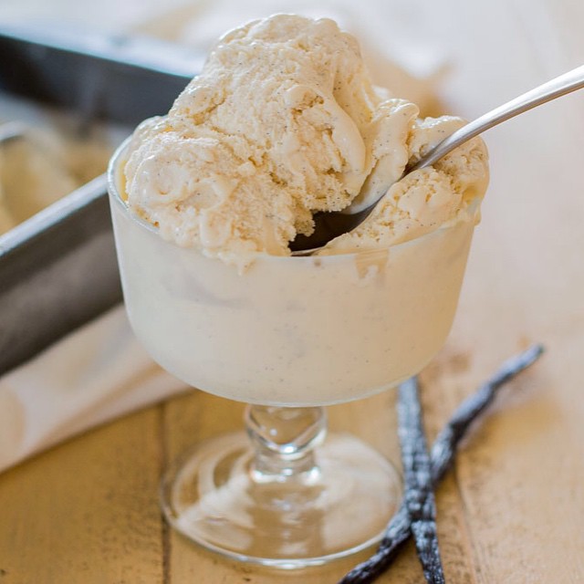 Vanilla Bean Ice Cream | The Feedfeed