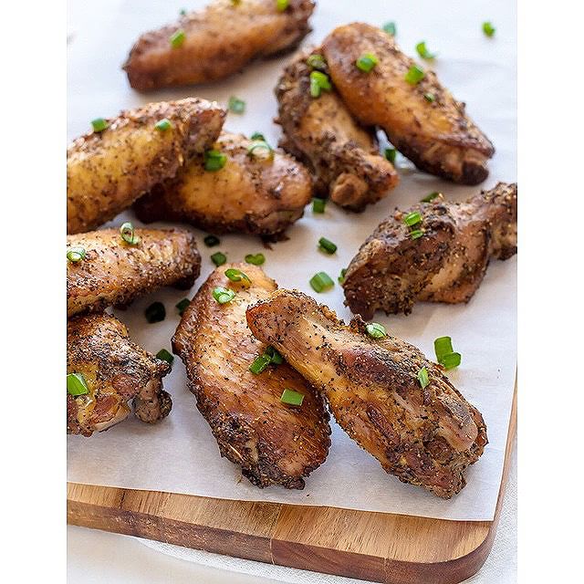Quick And East Black Pepper And Garlic Baked Chicken Wings Recipe The