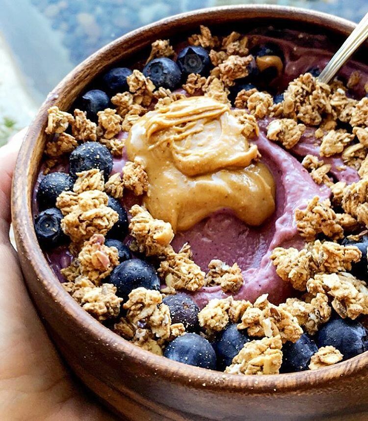 Easy Peanut Butter Acai Bowl