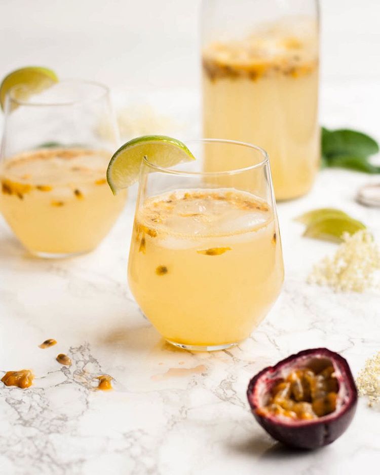 Elderflower, Lime And Passionfruit Fizz Cocktail by eatloveeats Quick