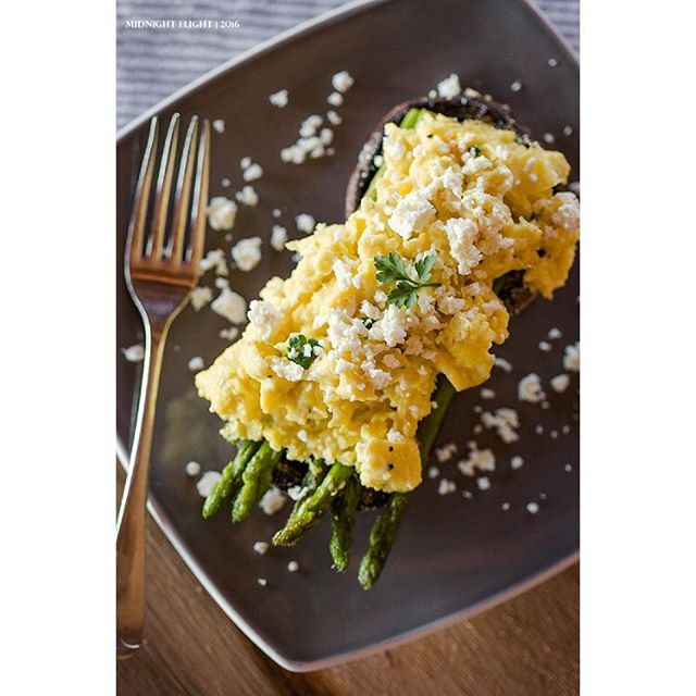 Scrambled Eggs With Asparagus And Portobello Mushroom by henriettew7