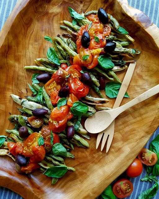 Garlic Beans With Roasted Cherry Tomatoes TheFeedFeed