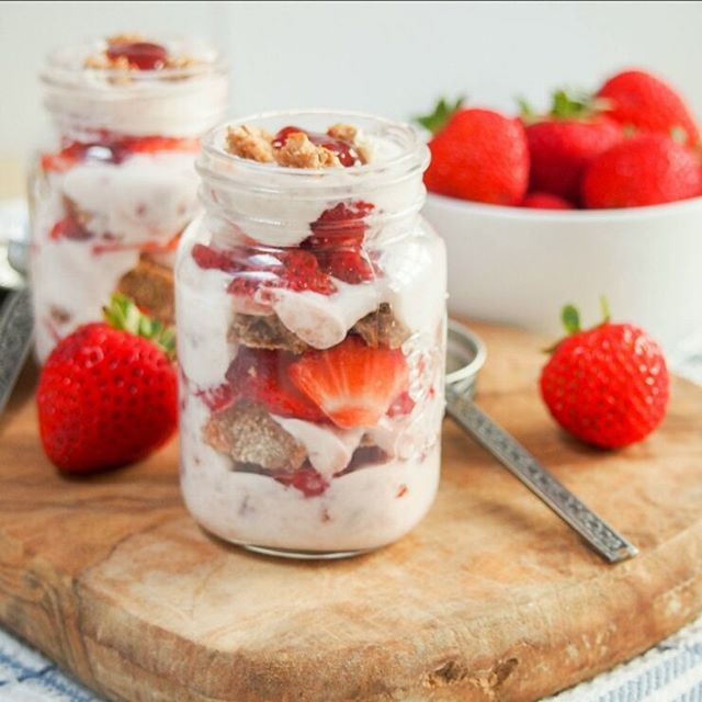 Strawberry Yogurt Parfait by carolinescooking | Quick & Easy Recipe