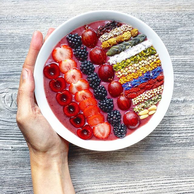 Peach And Berry Smoothie Bowl by carokocht | Quick & Easy Recipe | The  Feedfeed