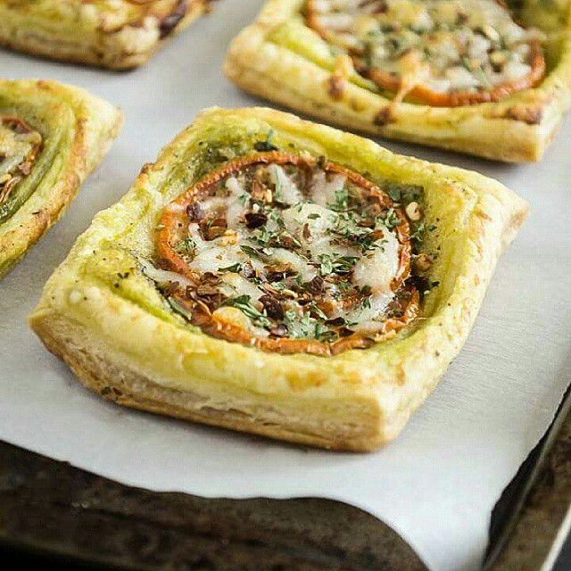 Tomato Pesto Puff Pastry Tarts by shwetainthekitchen Quick & Easy