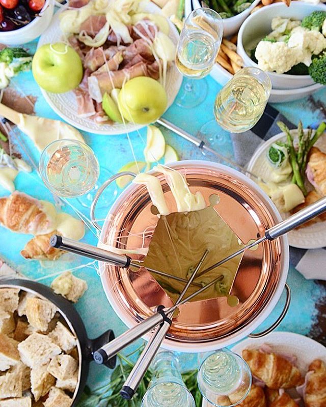 Champagne Fondue by howsweeteats Quick & Easy Recipe The Feedfeed