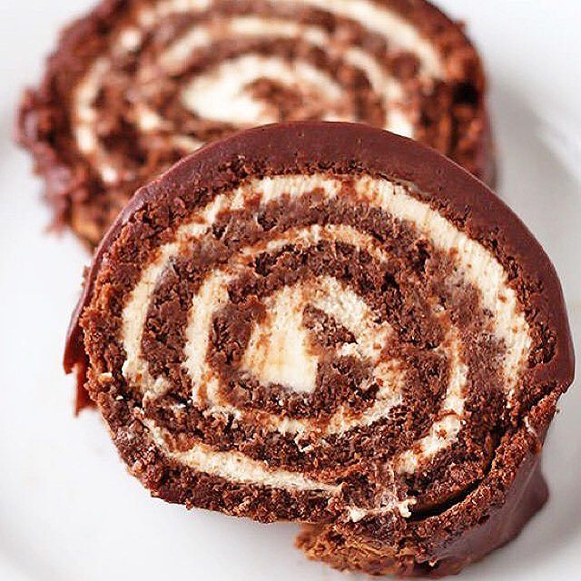 Chocolate Roulade Cake Recipe | The Feedfeed