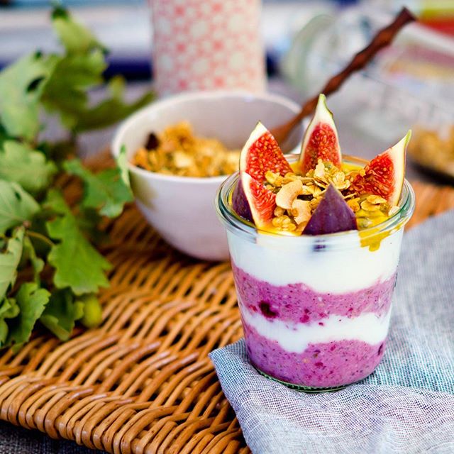 Berry Oat Chia Parfait Recipe | The Feedfeed