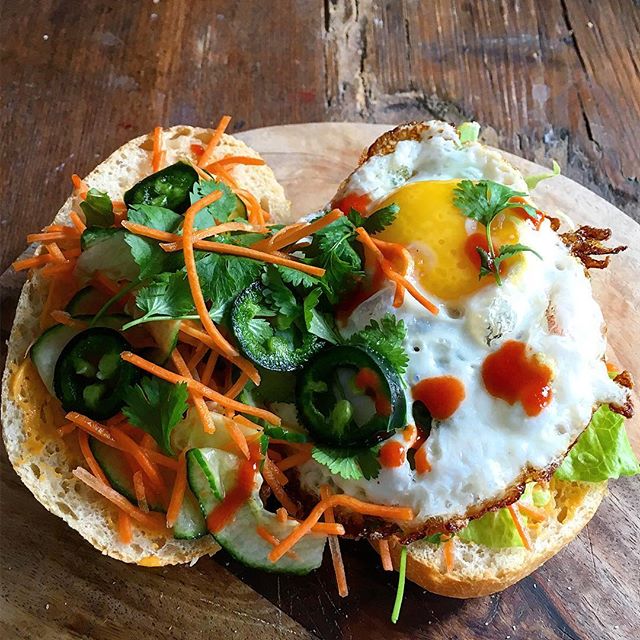 Breakfast Banh Mi With A Fried Egg And Garlic Sriracha Mayo Recipe