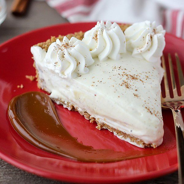 Eggnog Cream Pie With Graham Cracker Crust by beyondfrosting | Quick