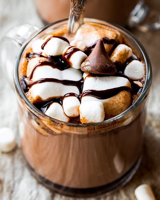 Creamy Slow Cooker Hot Chocolate With Marshmallows Recipe The Feedfeed 