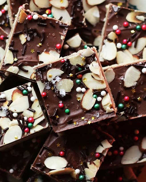 Chocolate Covered Almond Toffee Crunch Bars by oliveandartisan Quick