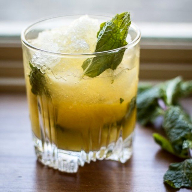 Lemon Mint Whiskey Smash by thewanderlustkitchen | Quick & Easy Recipe ...