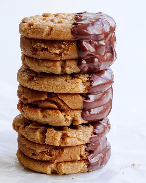 Chocolate Covered Peanut Butter Fudge Sandwich Cookies by abbystolfo