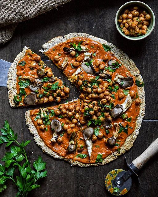 Almond Crusted Masala Chickpea Pizza With Coconut Tomato Sauce by ...