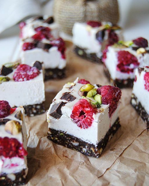 Raw Raspberry Pistachio Chocolate Chunk Slice