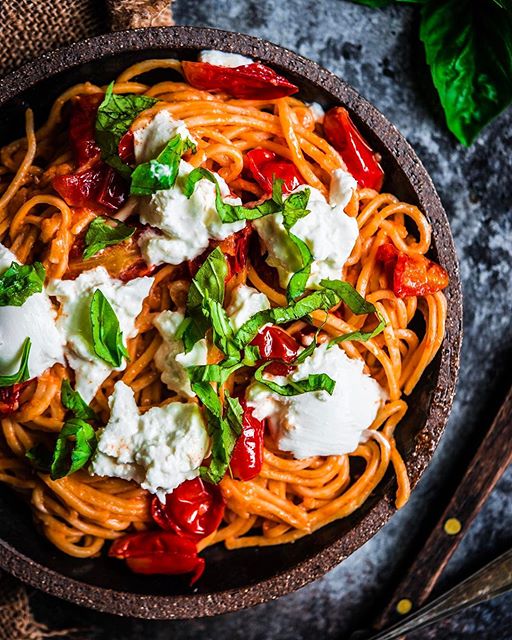 Tomato Pasta With Burrata And Basil Recipe The Feedfeed