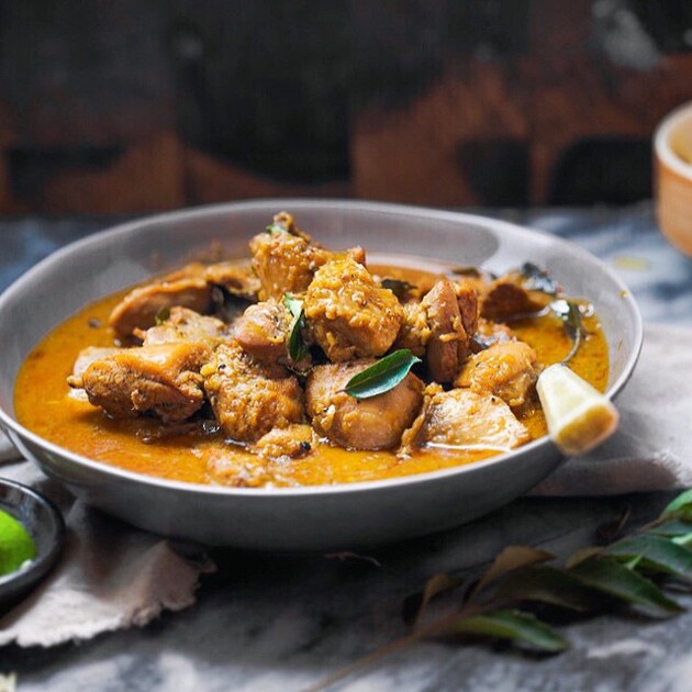 indian chicken curry with coconut milk