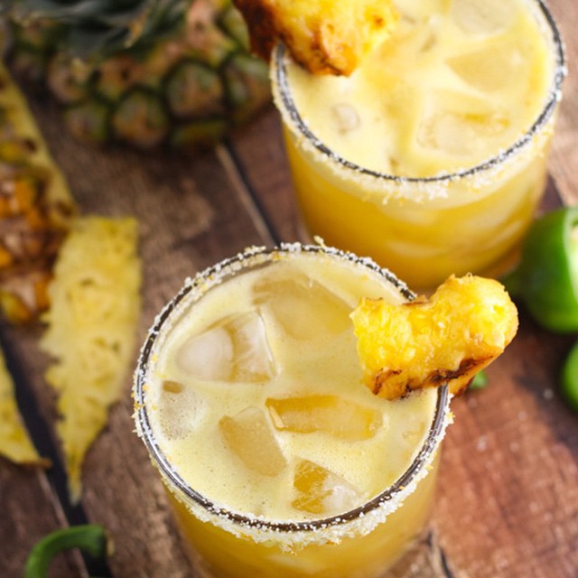 Grilled Pineapple & Jalapeño Margaritas With Lime by