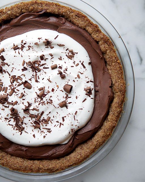Chocolate Cream Pie With Almond Oat Crust by doublethyme Quick & Easy