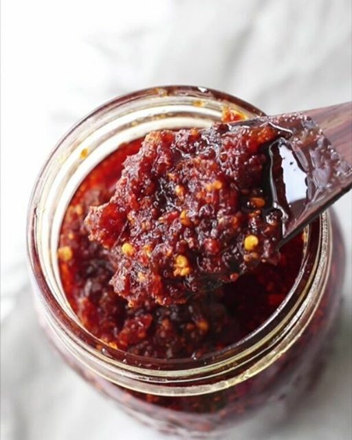 Master Chili Garlic Sauce