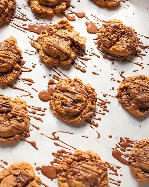 Peanut Butter Chocolate Chip Cookies With Nutella Drizzle Recipe The