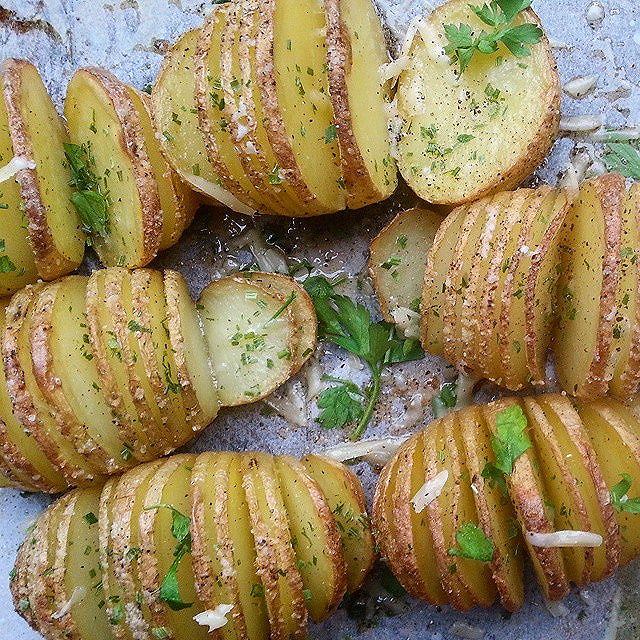 White Truffle Hasselback Potatoes With Parmesan Cheese Recipe | The ...