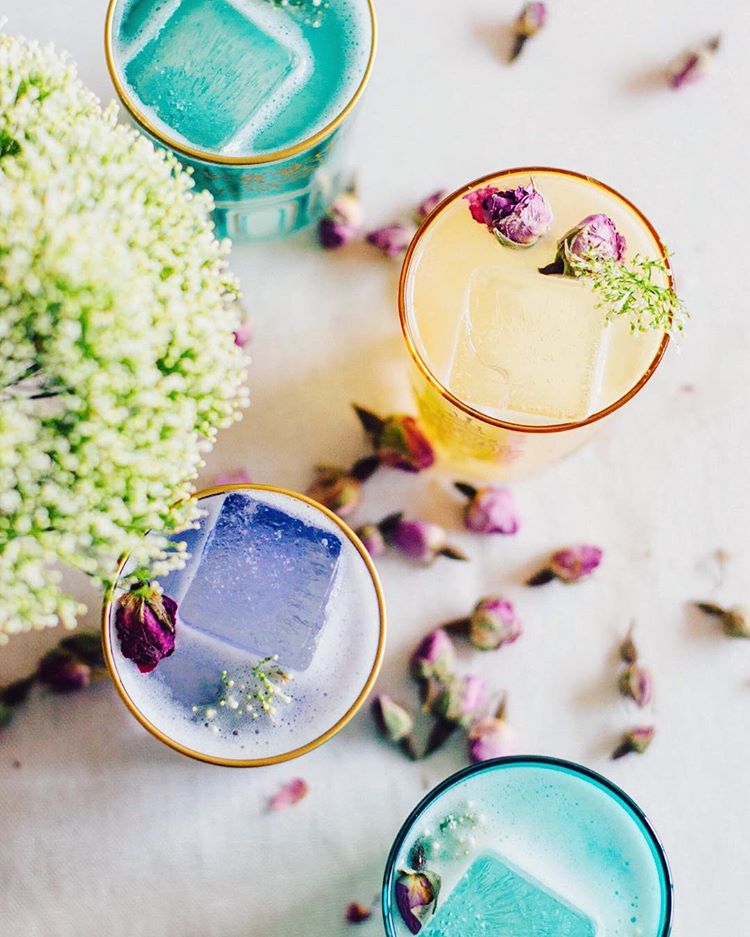 Floral Scented Sweet Honey Rose Gin Cocktails by gabivalladares Quick