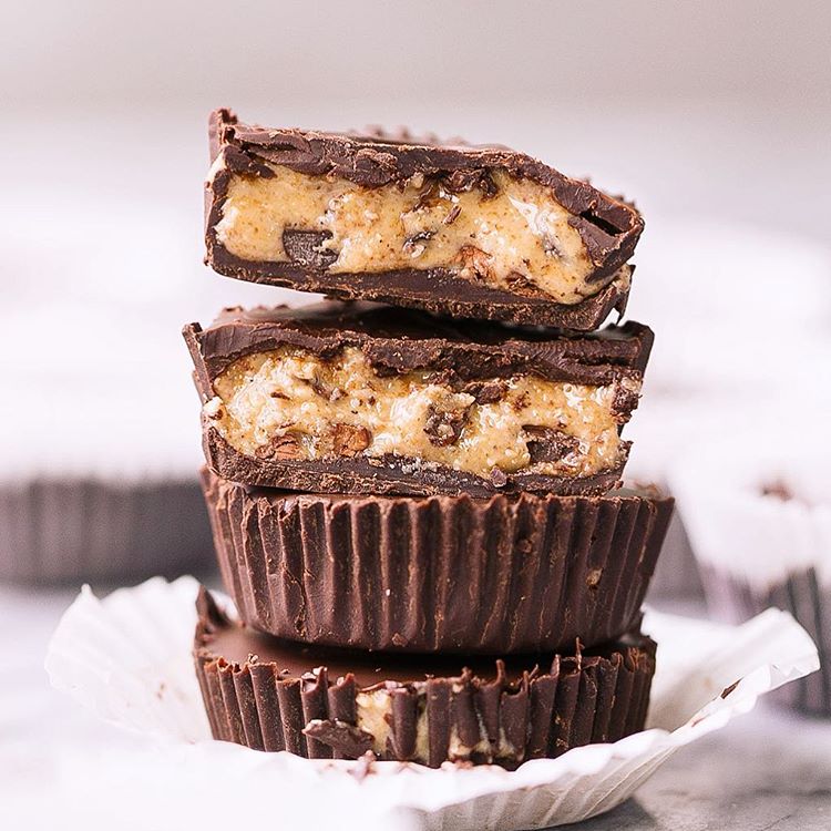 Cookie Dough Chocolate Cups by bakeritablog | Quick & Easy Recipe | The ...