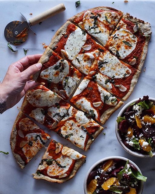 Mozzarella, Garlic & Basil Pizza by jennfriberg Quick & Easy Recipe