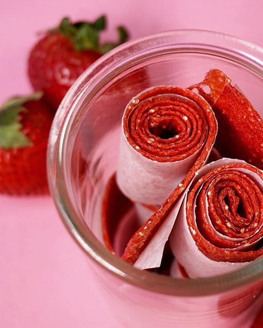 Homemade Strawberry Fruit Roll Ups