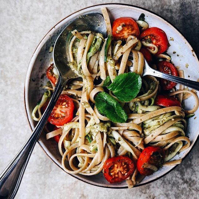 Linguine And Zoodles With Basil Pesto And Tomatoes